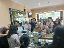 Suasana toko.webp